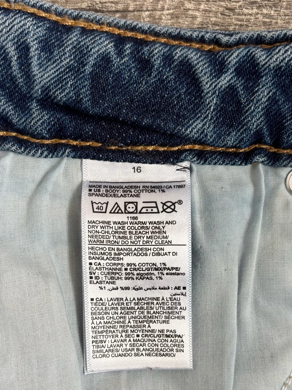 Old Navy OG Straight Denim Shorts 16 High Rise Button Fly Frayed Raw Hem Smooth